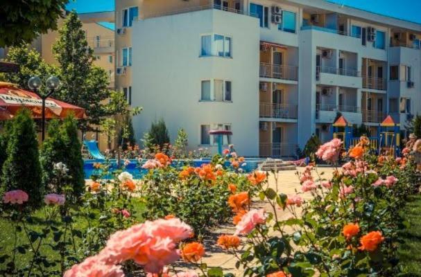 Nessebar Fort Club Apartment 226 Pantai Sunny Bagian luar foto
