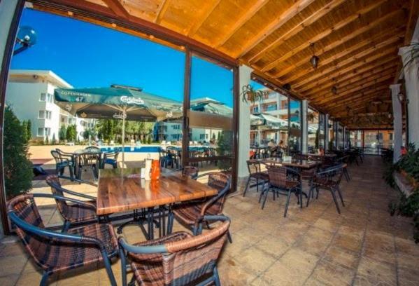 Nessebar Fort Club Apartment 226 Pantai Sunny Bagian luar foto